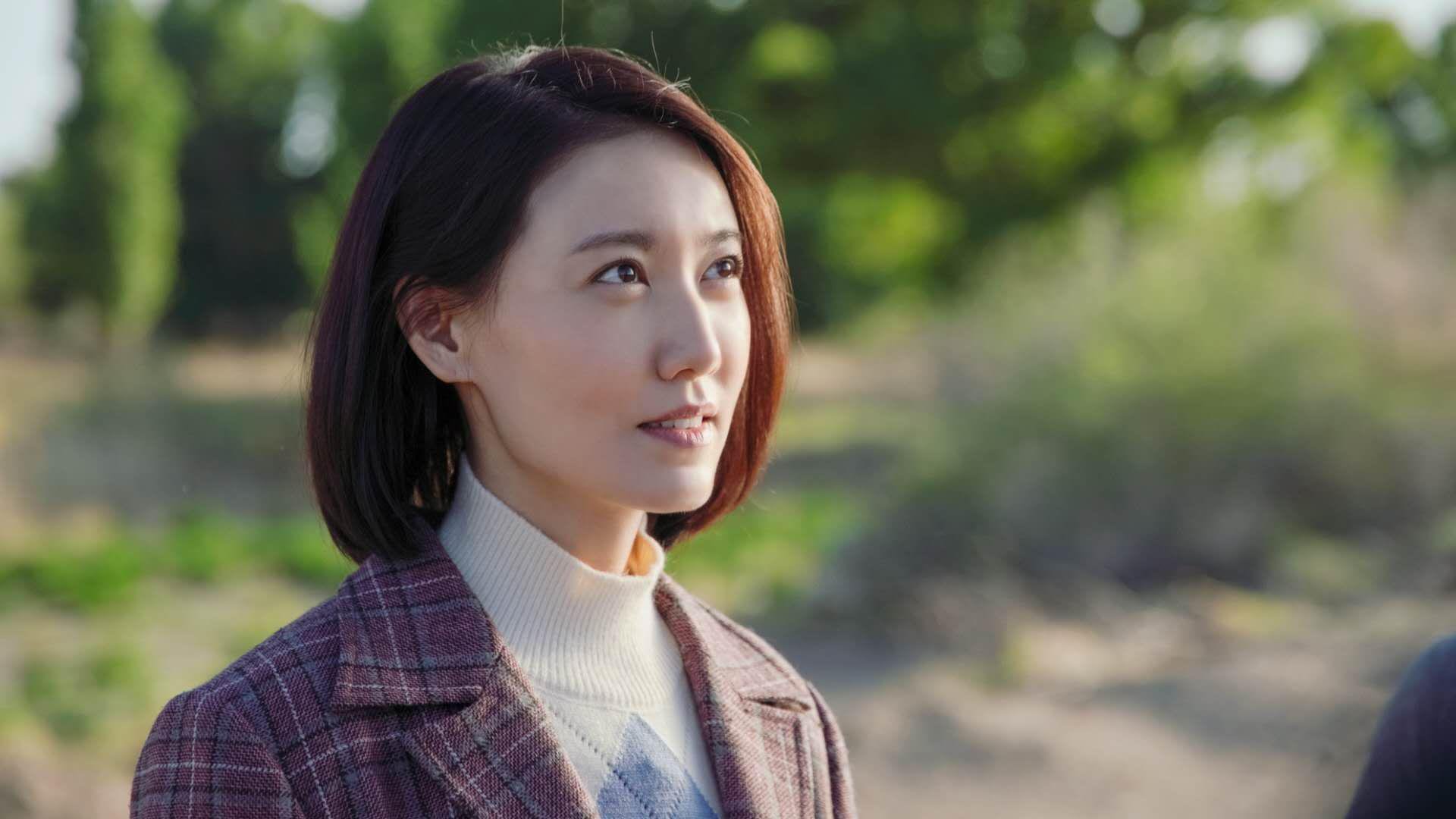 以下是构思的标题和文章